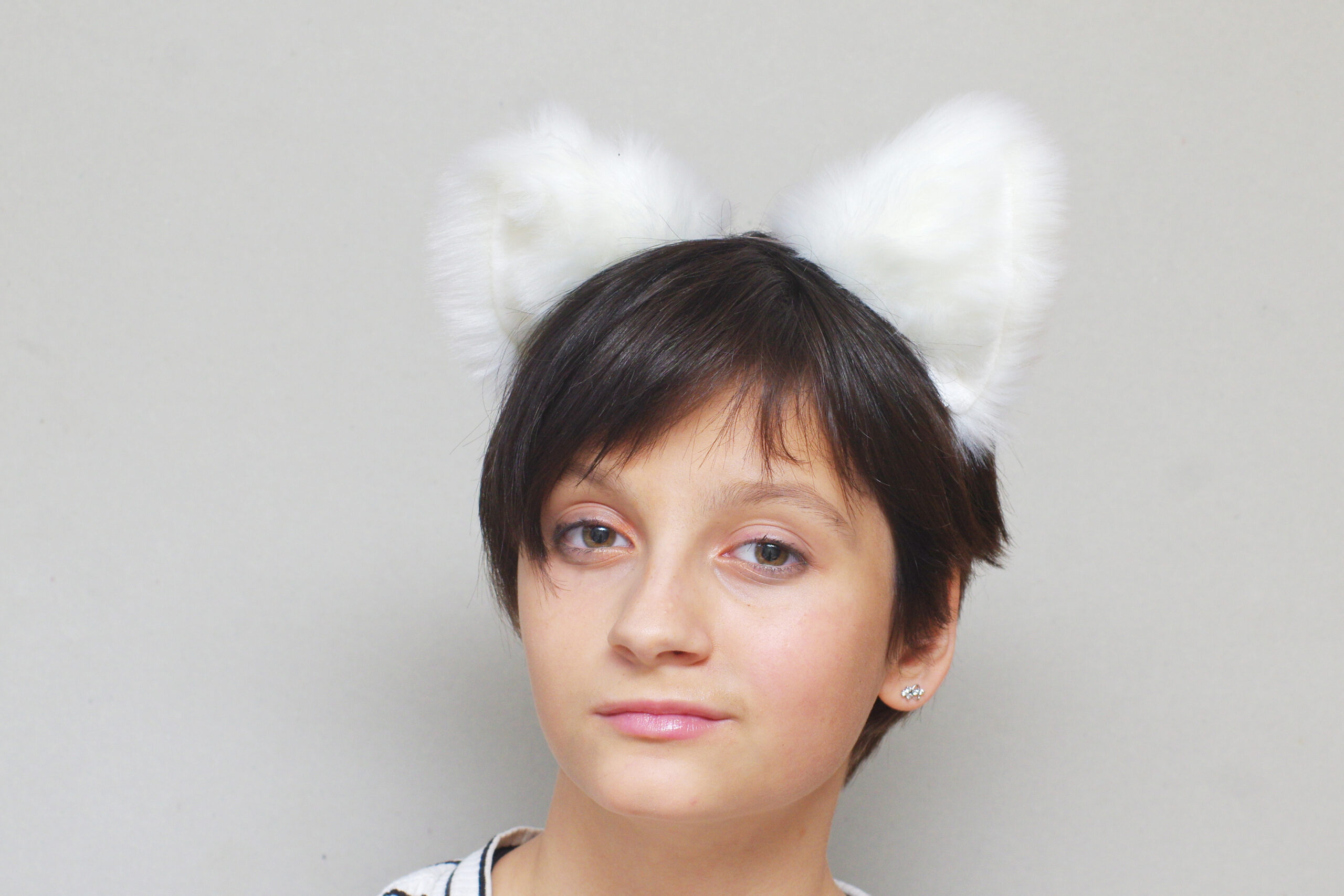 peavõru valgete kõrvadega